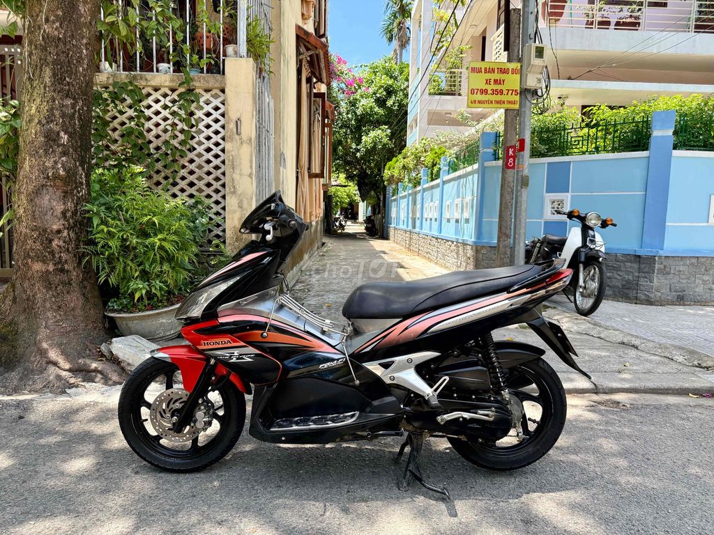 Honda 2010 - ảnh 2