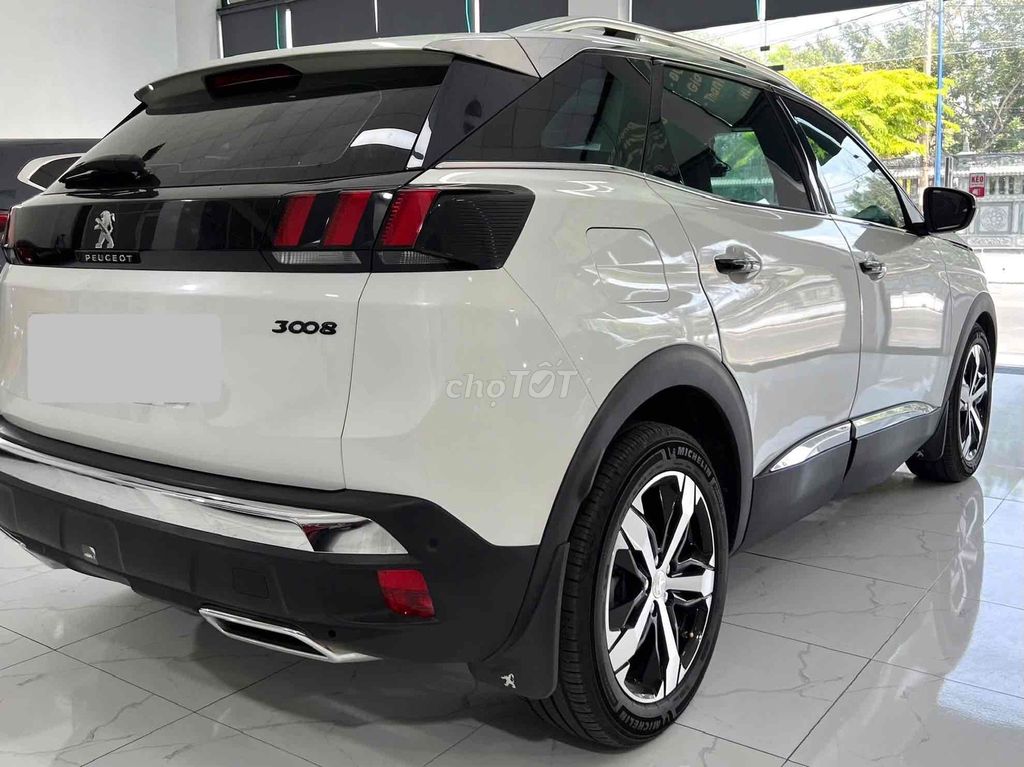 Peugeot 3008 2018 - ảnh 2