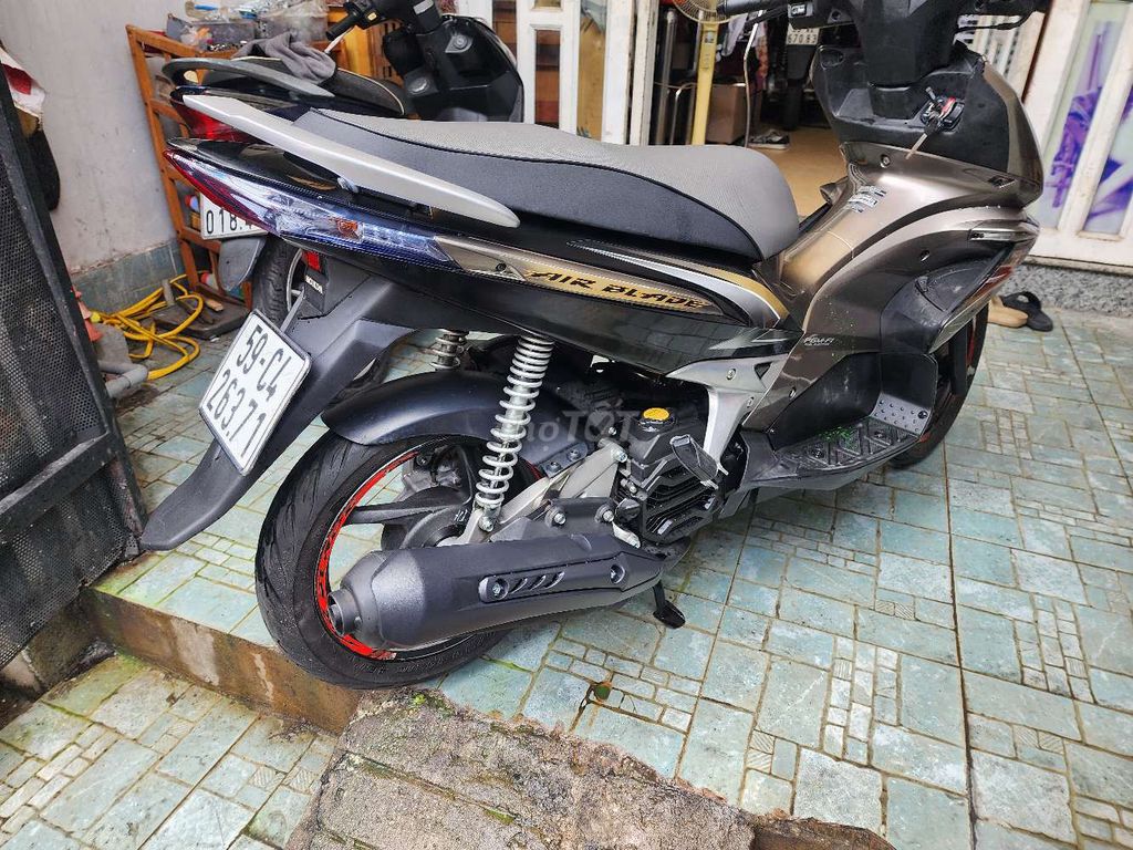 Honda Air Blade - ảnh 5