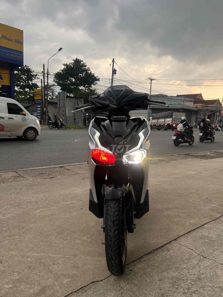 Honda Air Blade 2021 - ảnh 1