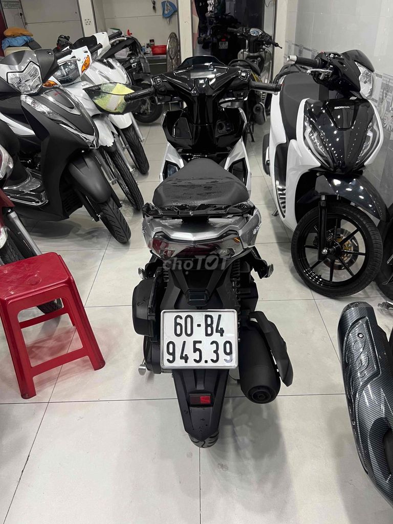 Honda Air Blade 2021 - ảnh 4