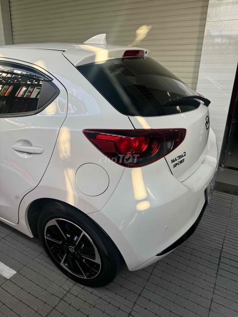 Mazda 2 2024 - ảnh 2