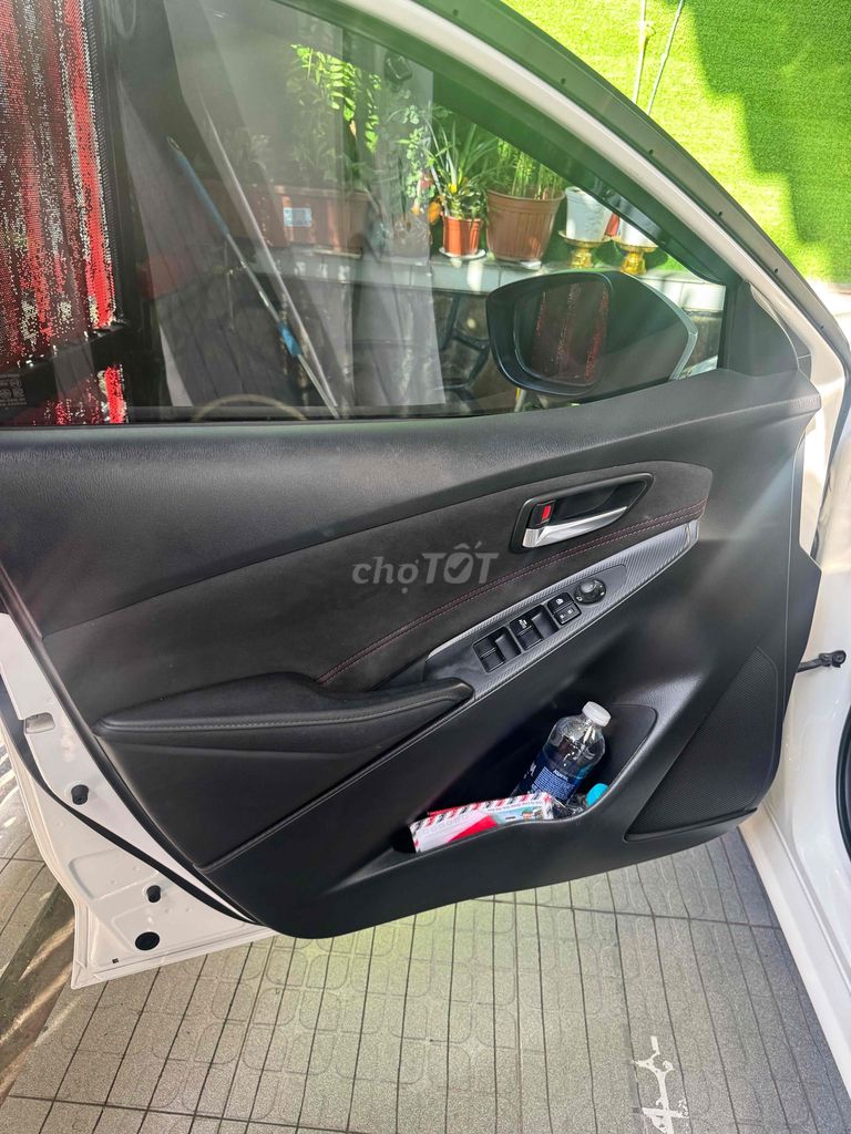 Mazda 2 2024 - ảnh 4