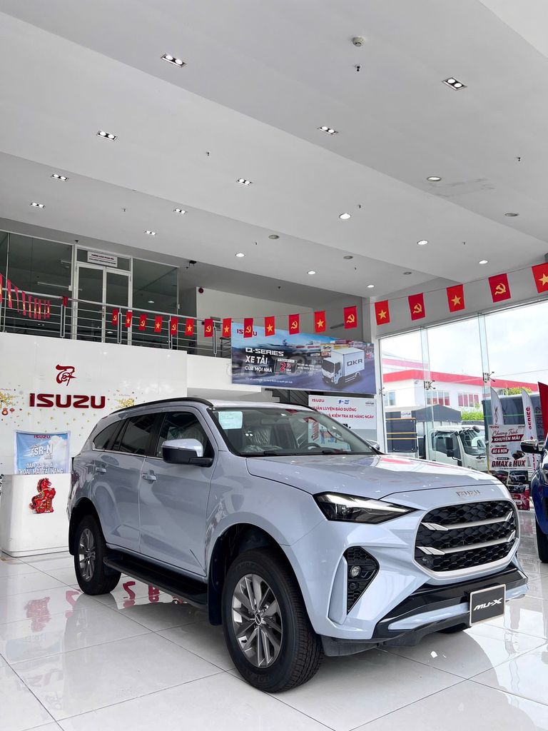 Isuzu 2025 - ảnh 2