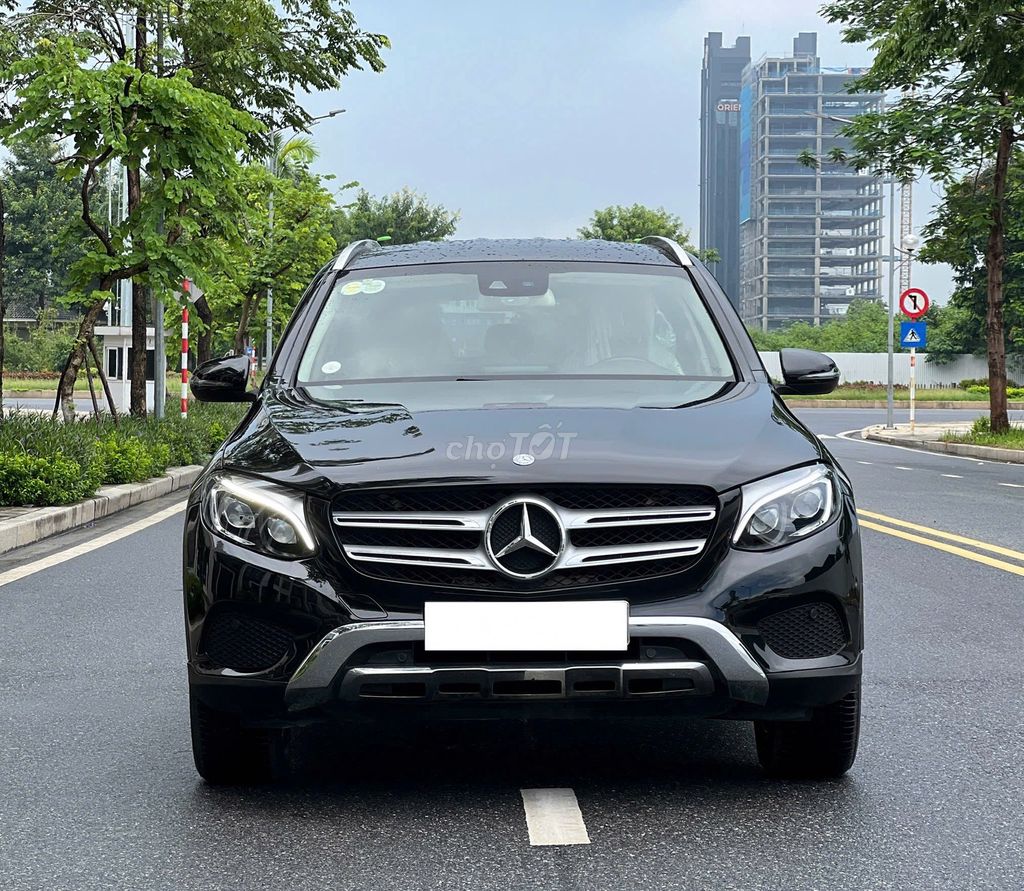 Mercedes-Benz GLC 2016 - ảnh 1