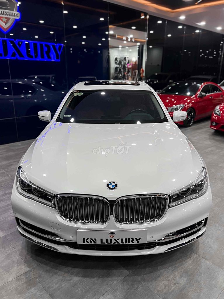 BMW 2016 - ảnh 1