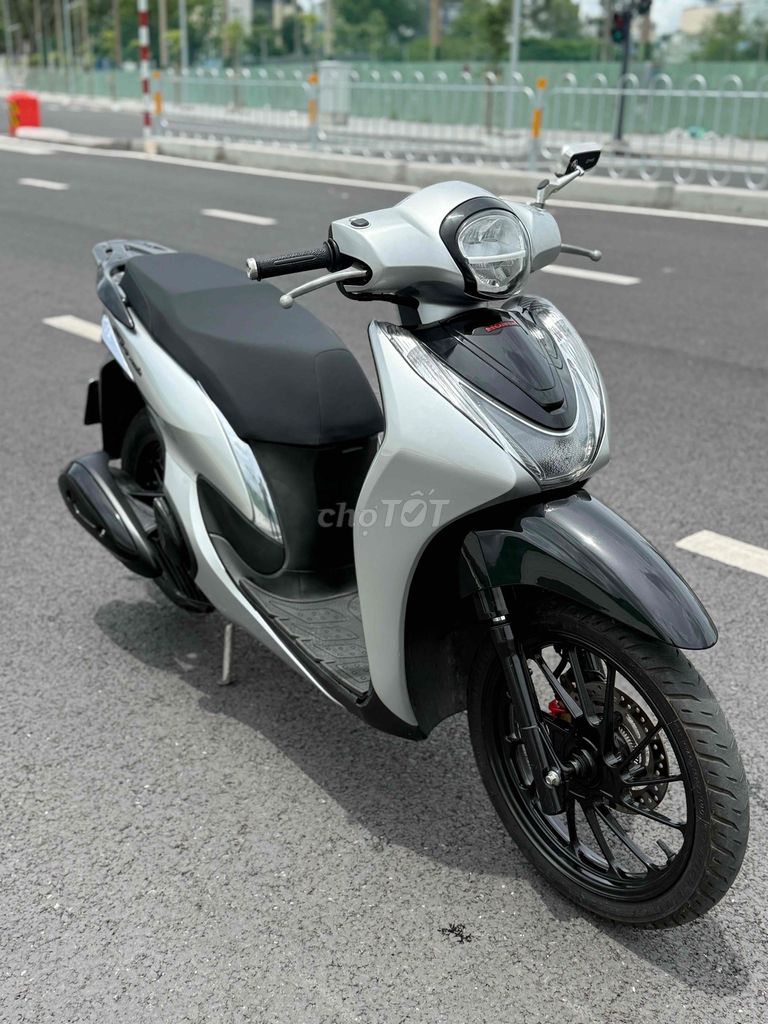Honda SH Mode 2021 - ảnh 1