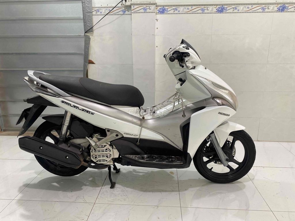 Honda Air Blade 2012 - ảnh 2