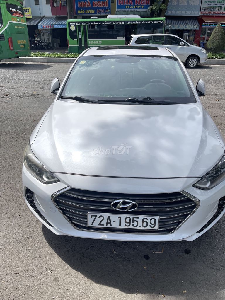 Hyundai Elantra 1.6 AT 2016 - ảnh 1