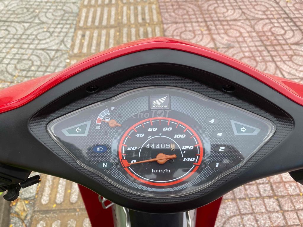 Honda Wave 2011 - ảnh 2
