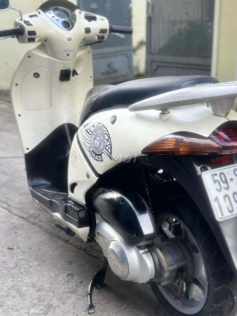 Honda 2002 - ảnh 4