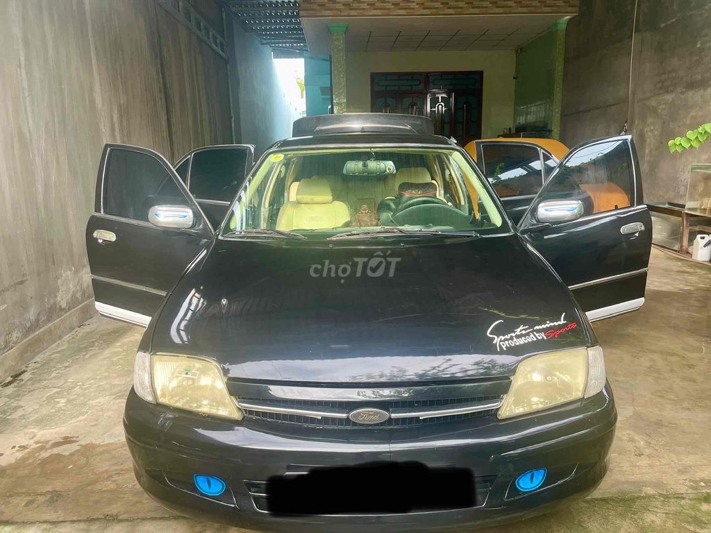 Ford 2000 - ảnh 1
