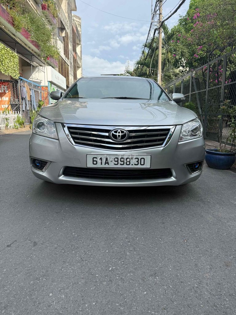 Toyota Camry 2.4G 2010 - ảnh 1