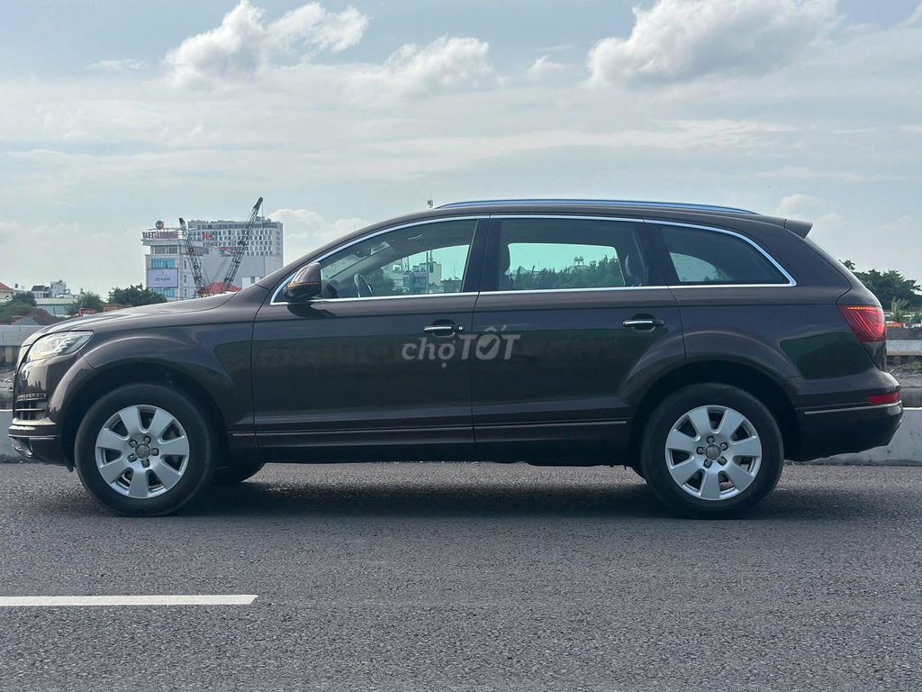 Audi Q7 2009 - ảnh 3
