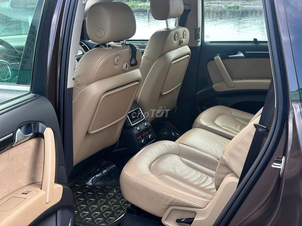 Audi Q7 2009 - ảnh 5