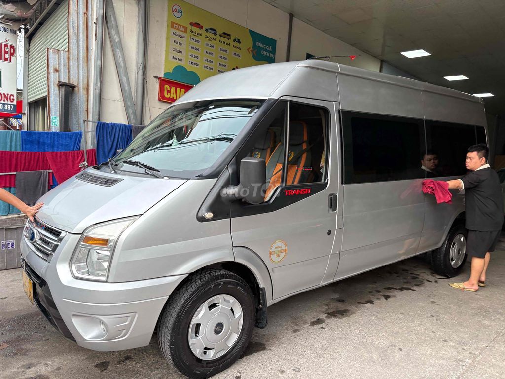 Ford Transit - ảnh 2