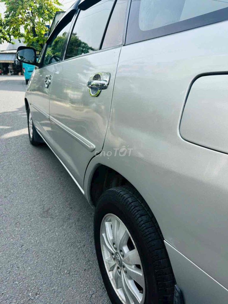 Toyota Innova 2.0G 2009 - ảnh 5