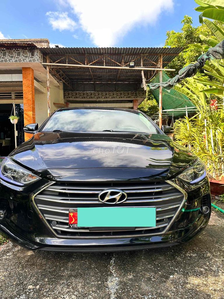 Hyundai Elantra 2019 - ảnh 1