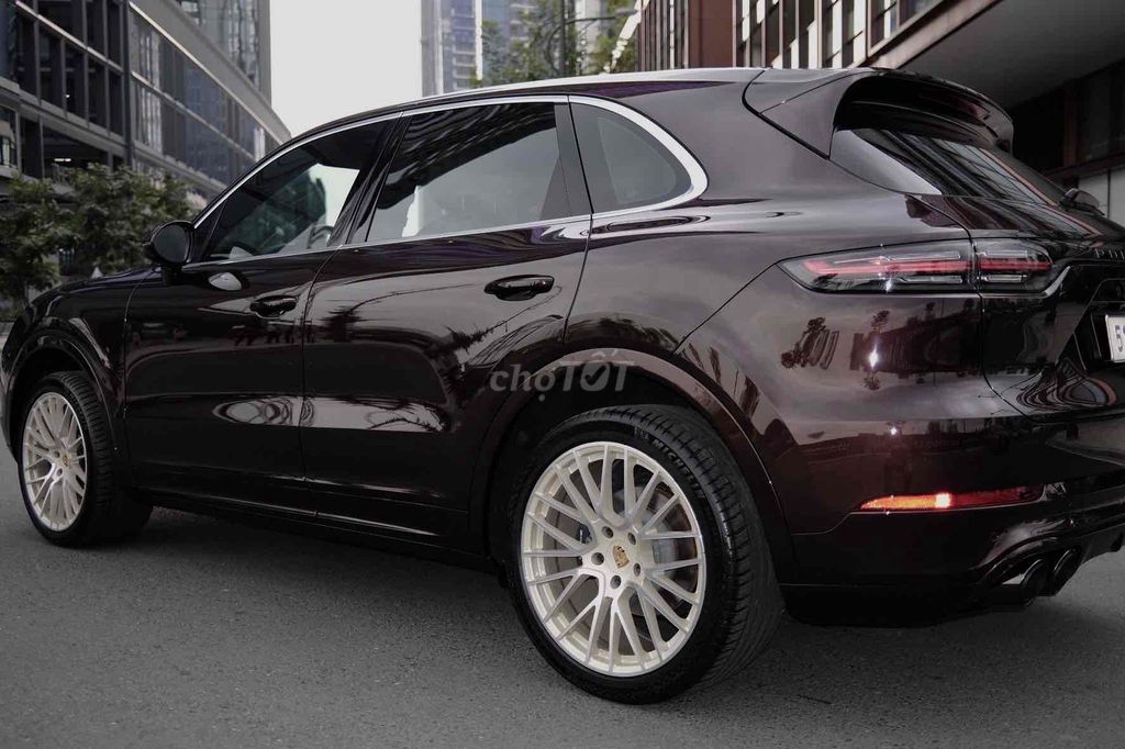 Porsche Cayenne 2018 - ảnh 2