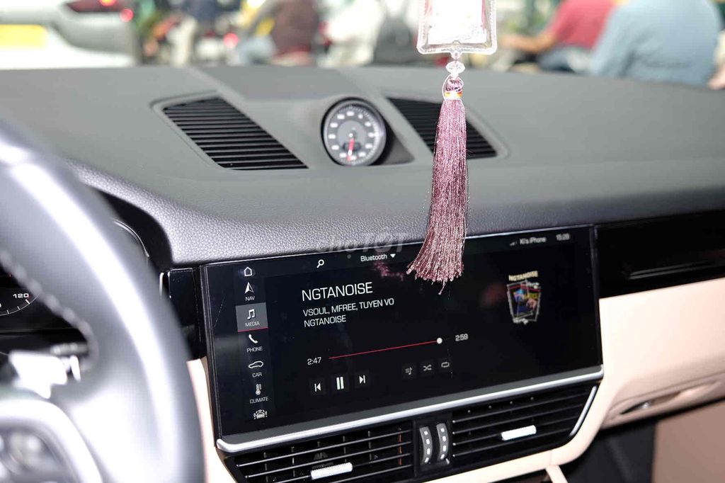 Porsche Cayenne 2018 - ảnh 4