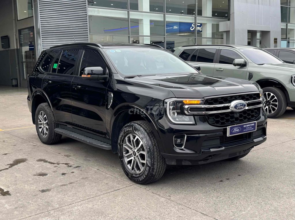 Ford Everest 2024 - ảnh 2