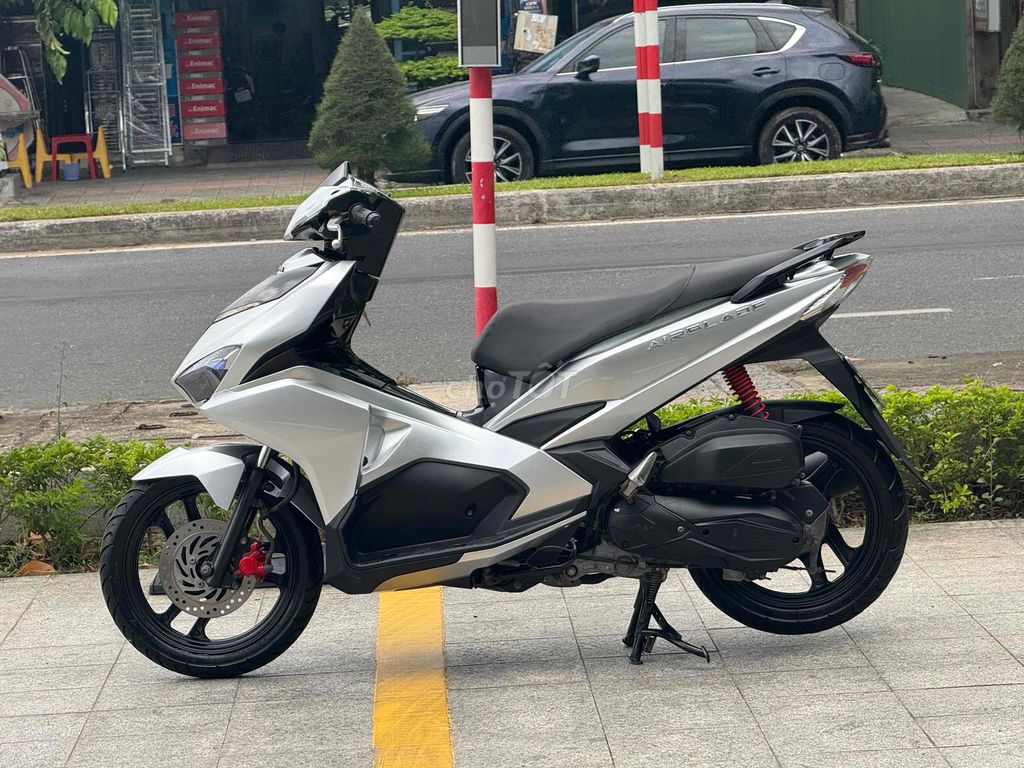 Honda Air Blade 2016 - ảnh 3