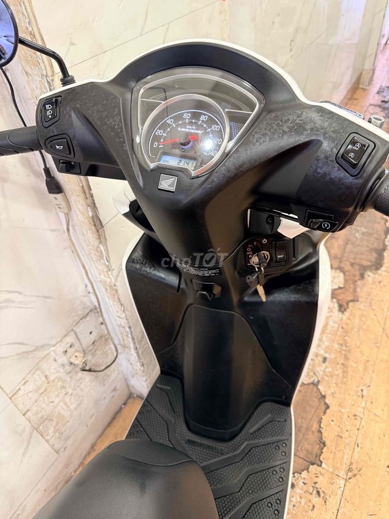 Honda Vision 2010 - ảnh 3