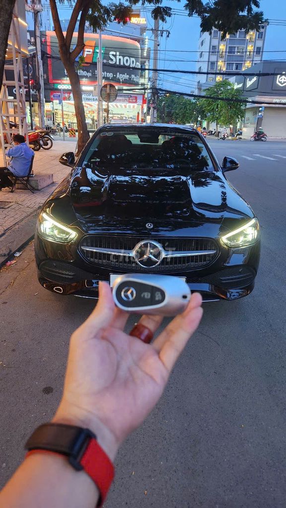 Mercedes-Benz 2023 - ảnh 1