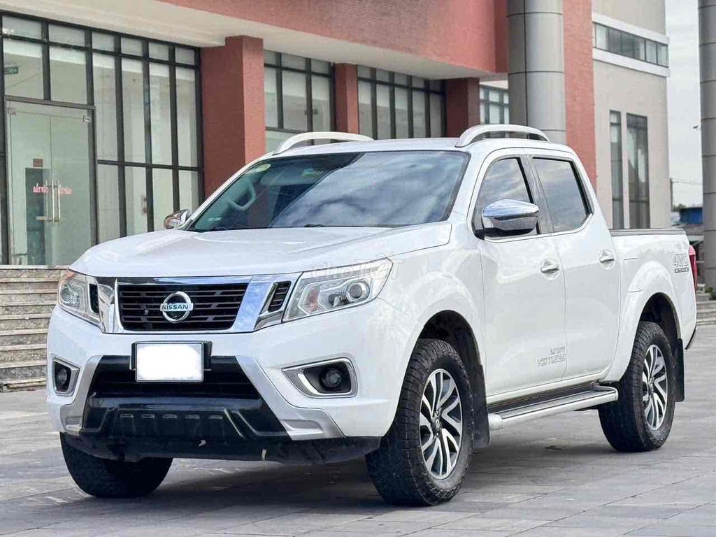 Nissan Navara 2017 - ảnh 3