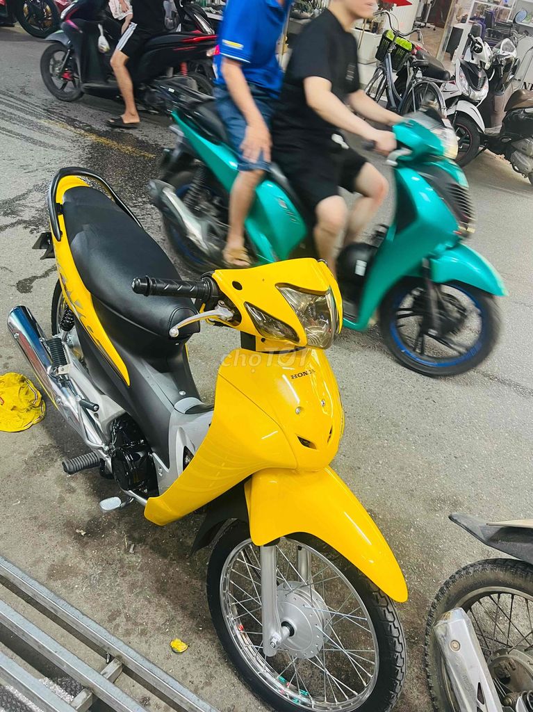 Honda Wave 2011 - ảnh 2