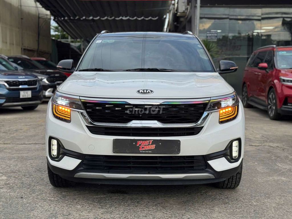 Kia Seltos 2021 - ảnh 1