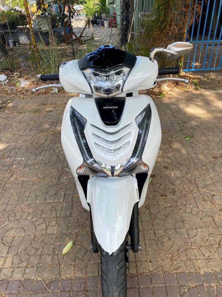 Honda SH 2018 - ảnh 4
