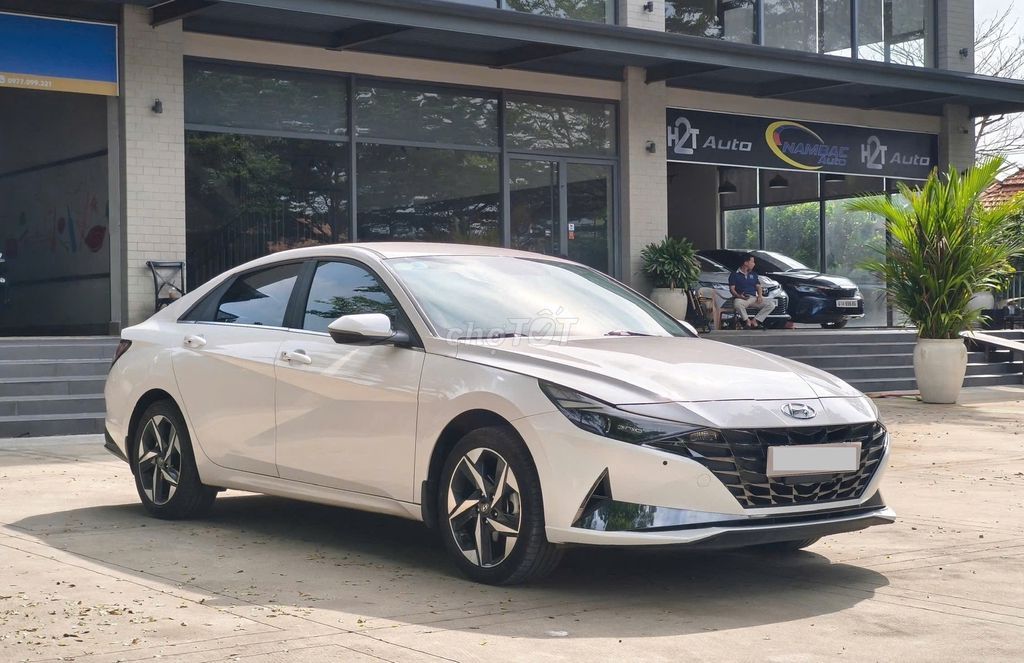 Hyundai Elantra 2.0 AT 2024 - ảnh 1