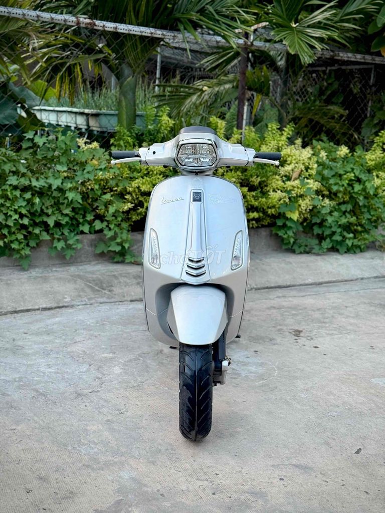 Vespa 2017 - ảnh 1