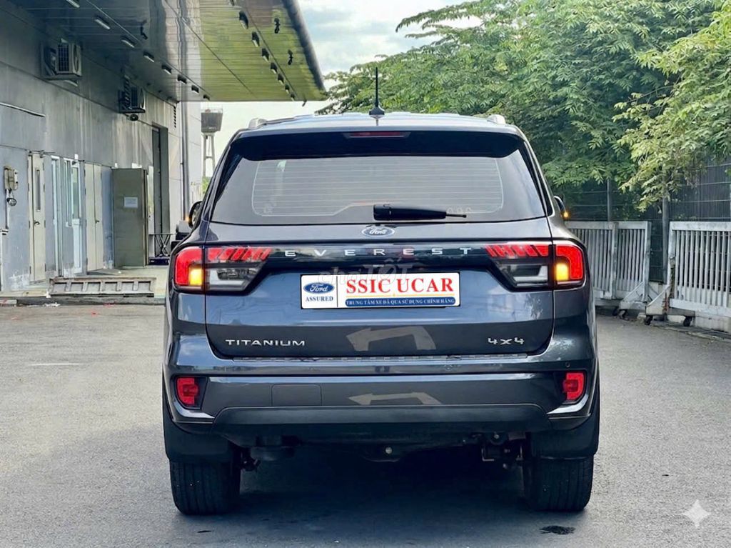 Ford Everest 2025 - ảnh 3