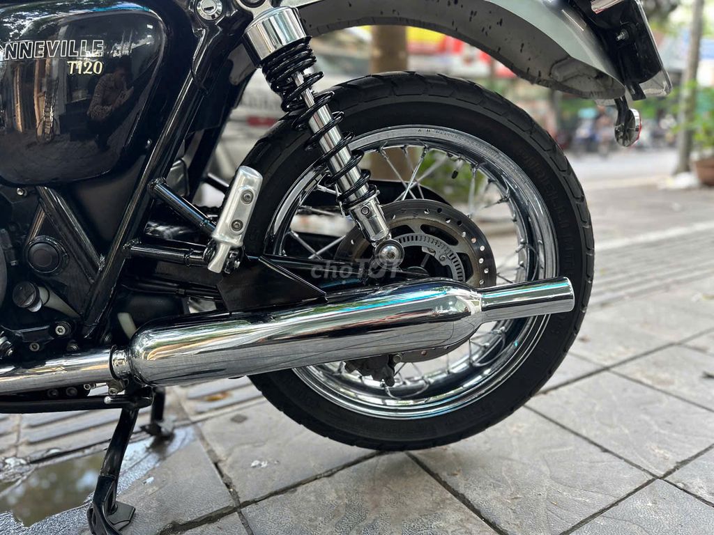 Triumph Twin 2018 - ảnh 3