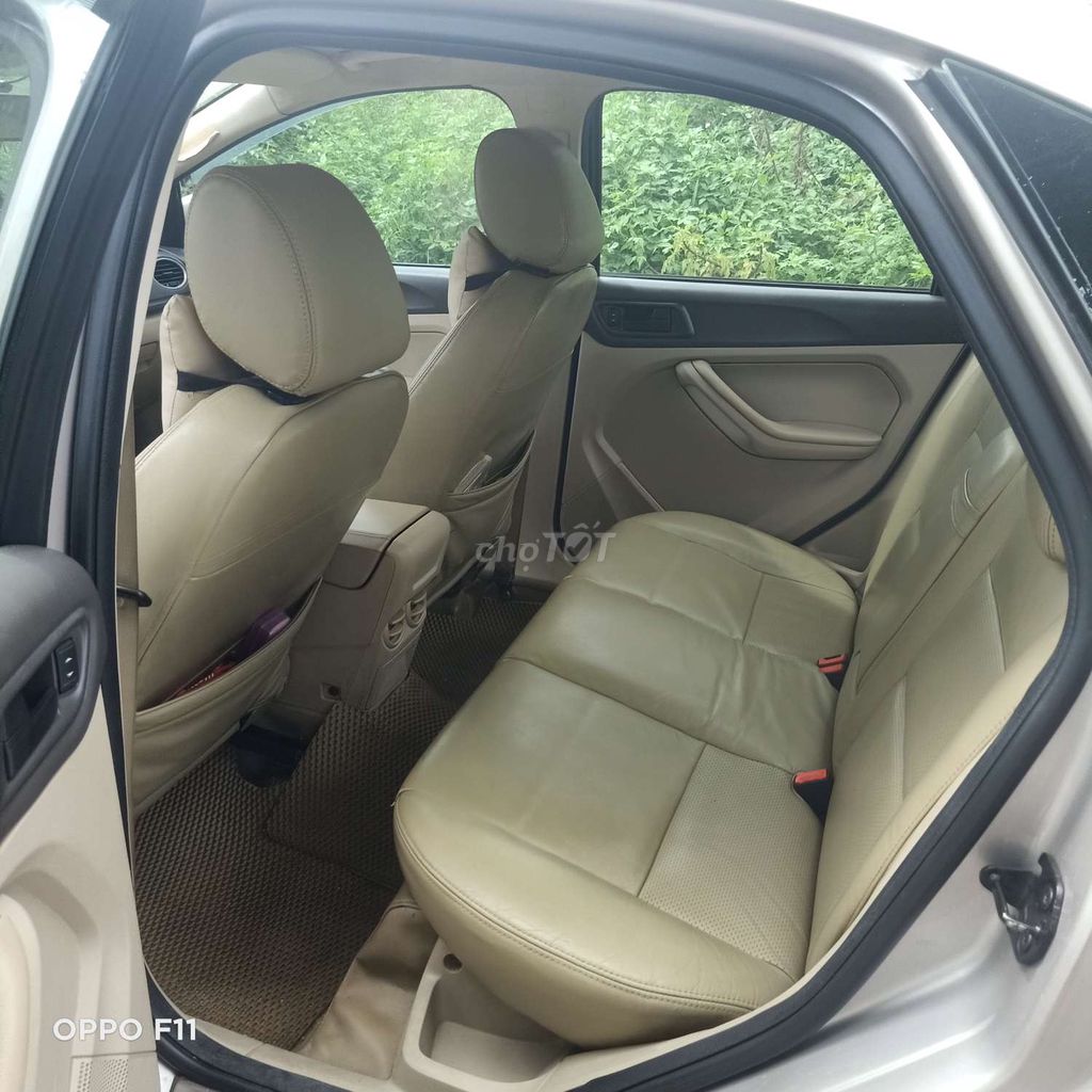 Ford Focus 2012 - ảnh 1