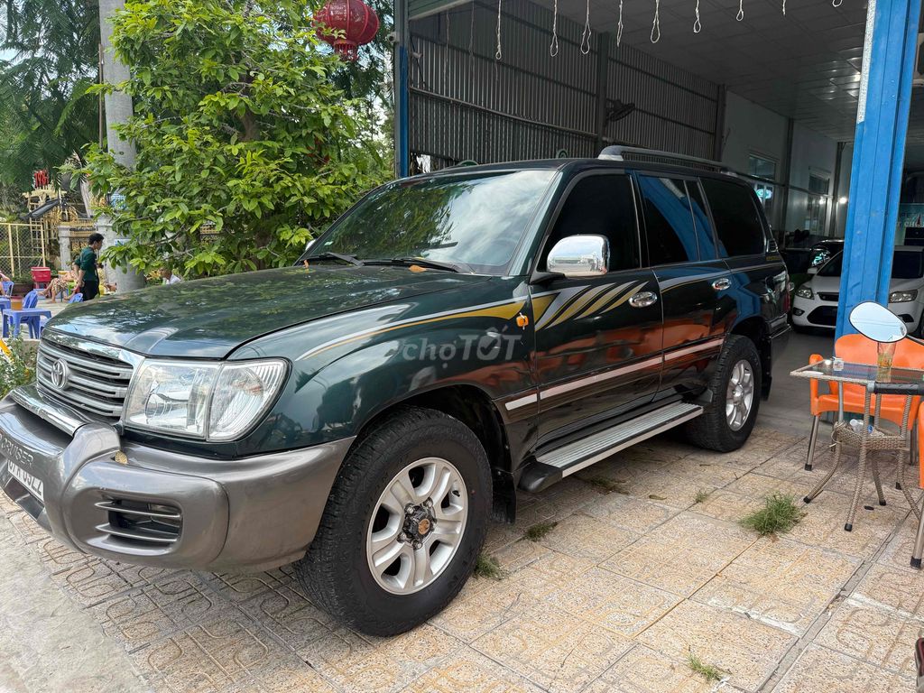 Toyota Land Cruiser 2002 - ảnh 1