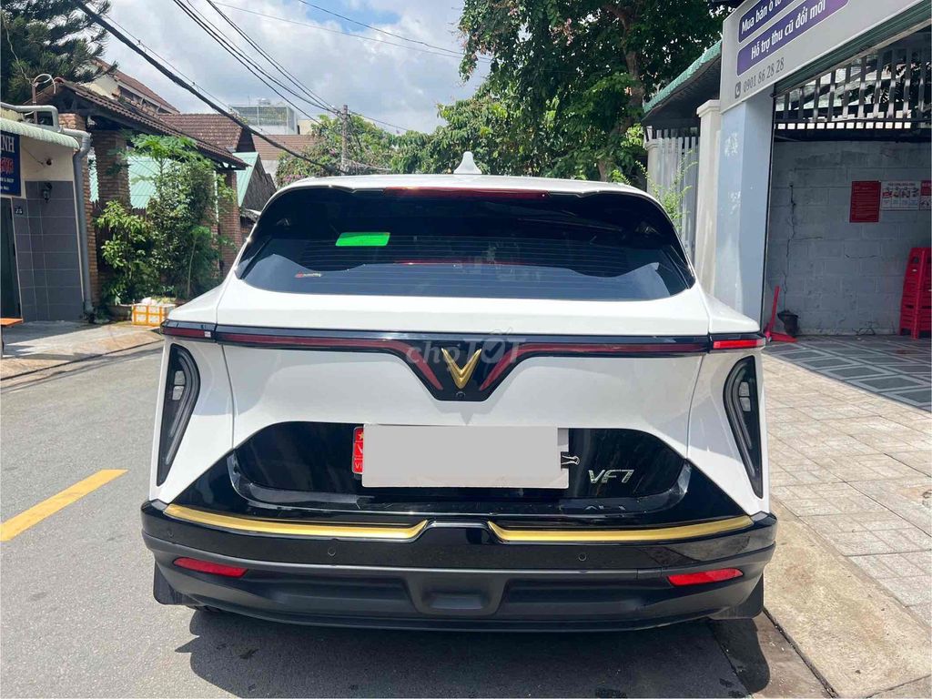 VinFast Limo Green 2025 - ảnh 4