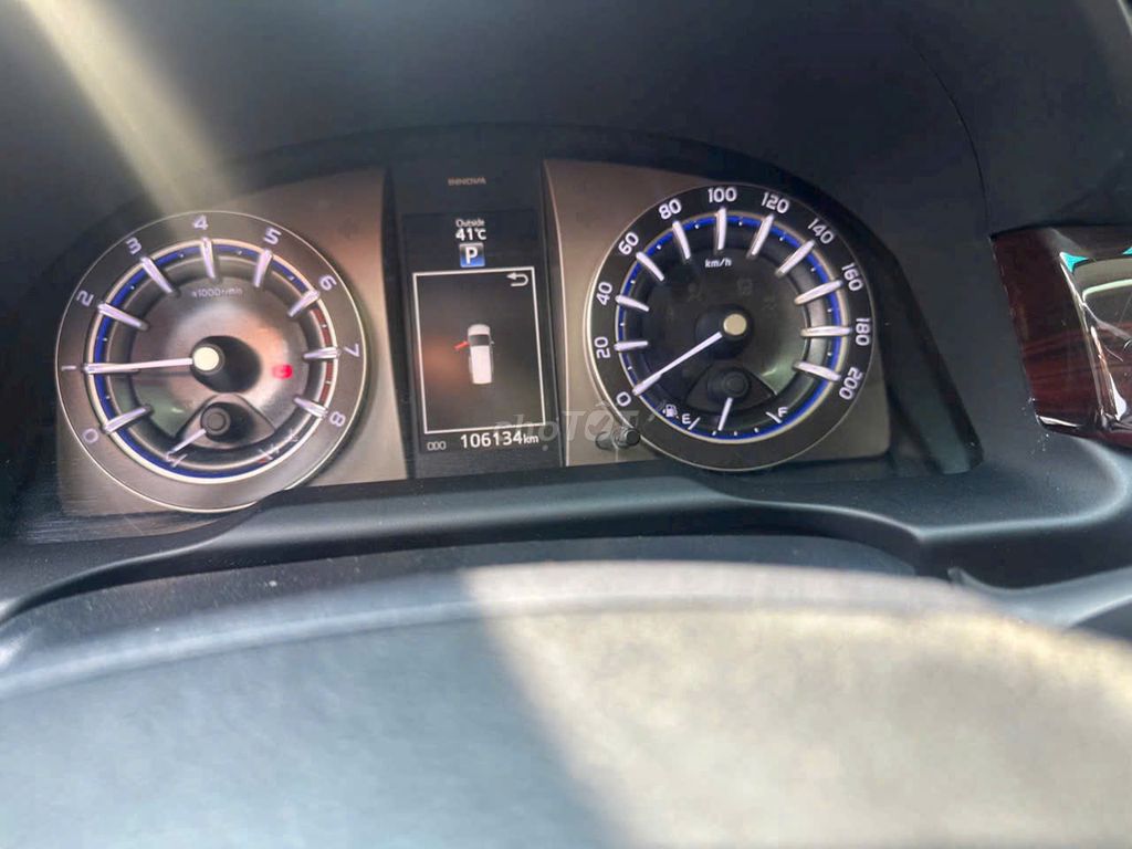Toyota Innova 2.0 Venturer 2020 - ảnh 5