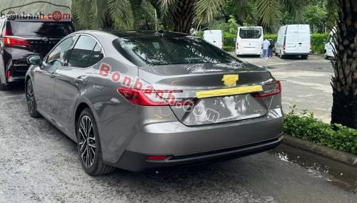 Toyota Camry 2.5 HEV Top 2026 - ảnh 2