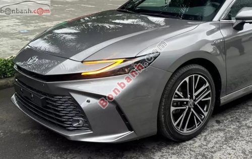 Toyota Camry 2.5 HEV Top 2026 - ảnh 3