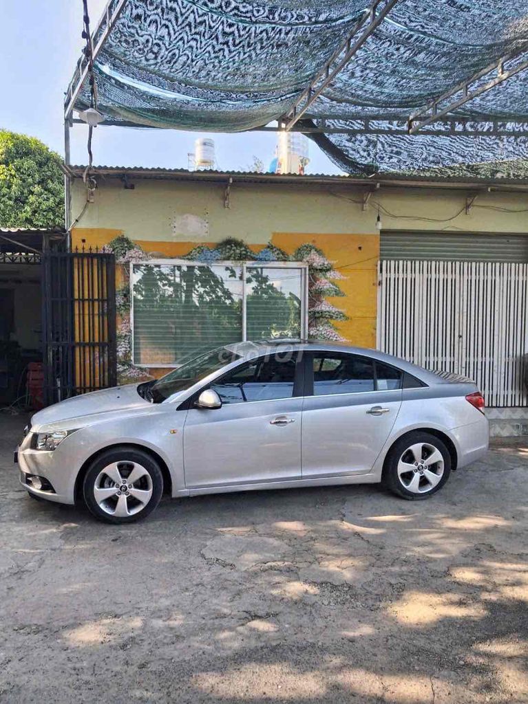 Daewoo Lacetti 2011 - ảnh 2