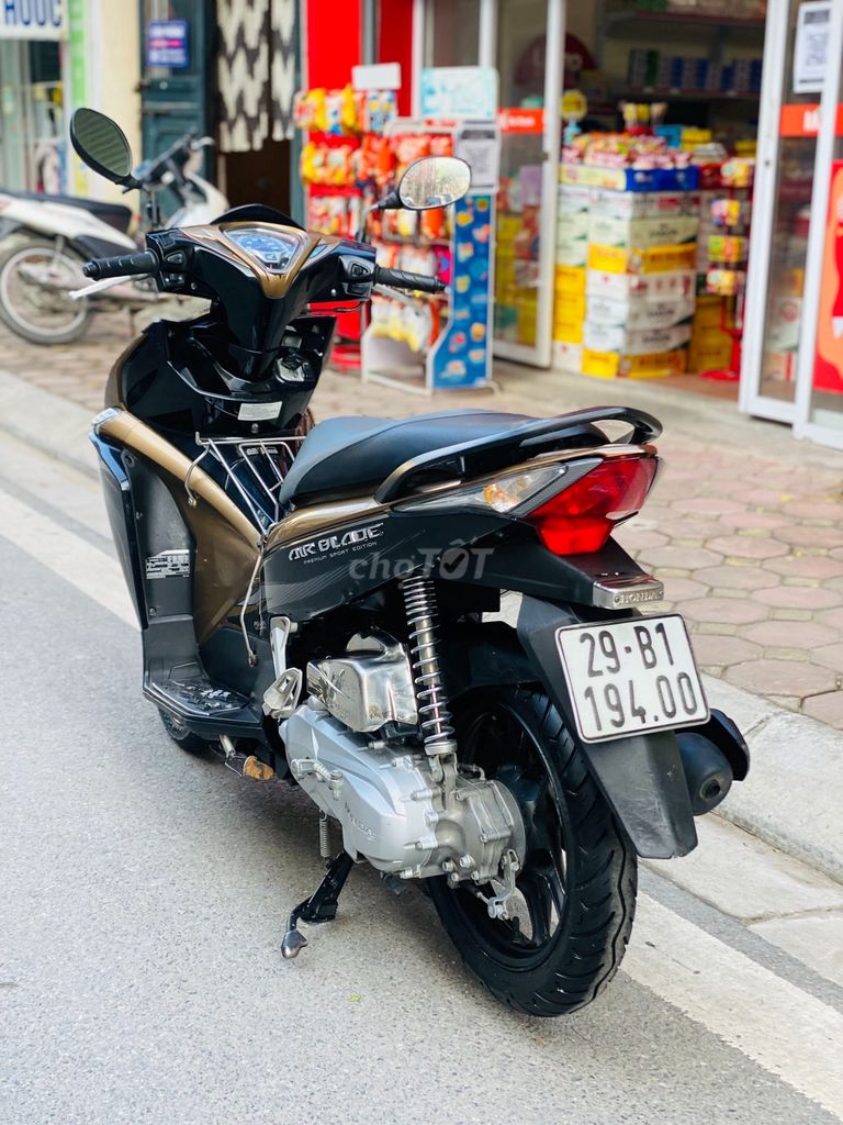 Honda Air Blade 2015 - ảnh 2