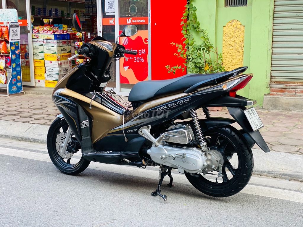 Honda Air Blade 2015 - ảnh 5