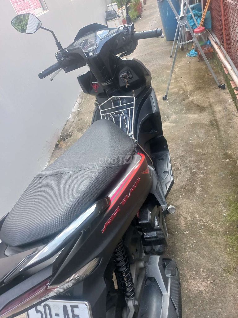 Honda Air Blade 2017 - ảnh 3