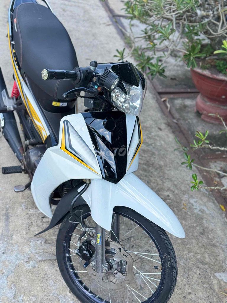 Yamaha Sirius 2018 - ảnh 5