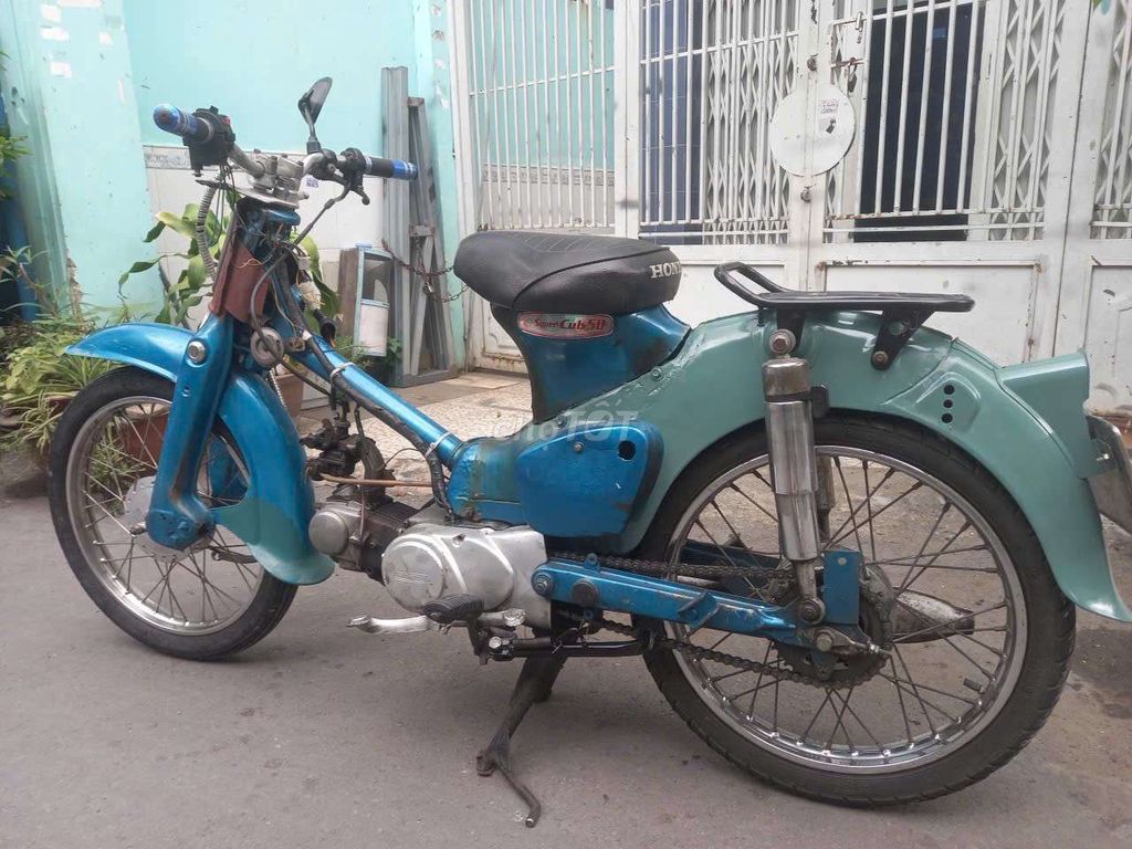 Honda Cub 1981 - ảnh 1