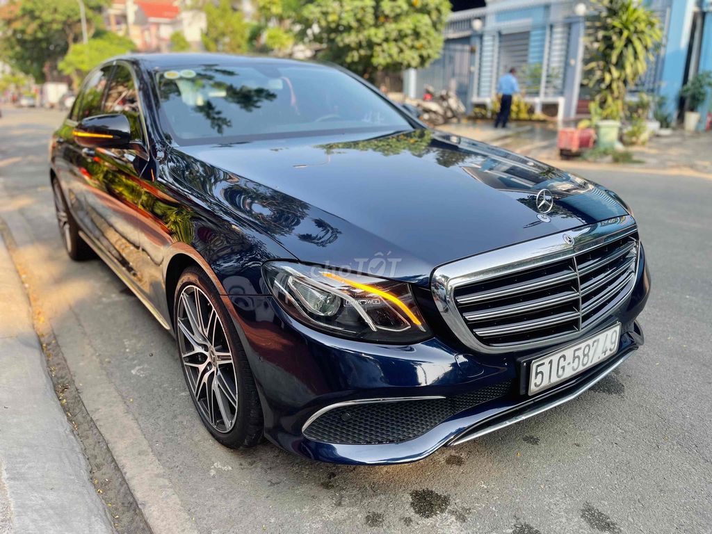 Mercedes-Benz 2017 - ảnh 2
