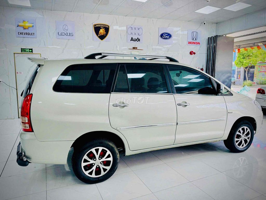 Toyota Innova G - ảnh 5